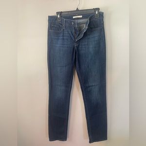 Levi’s straight leg jeans